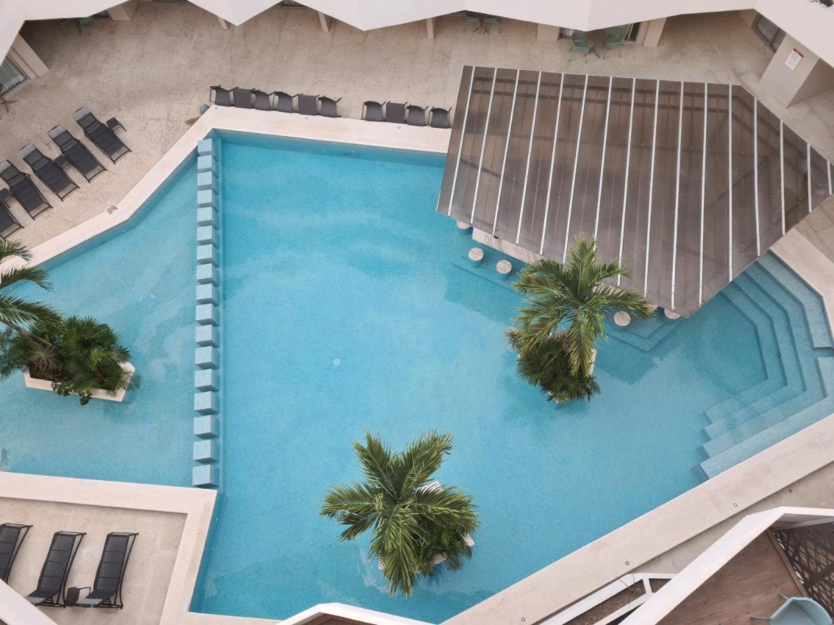Discover From The Gallery Steps To The Apartamento Playa del Carmen